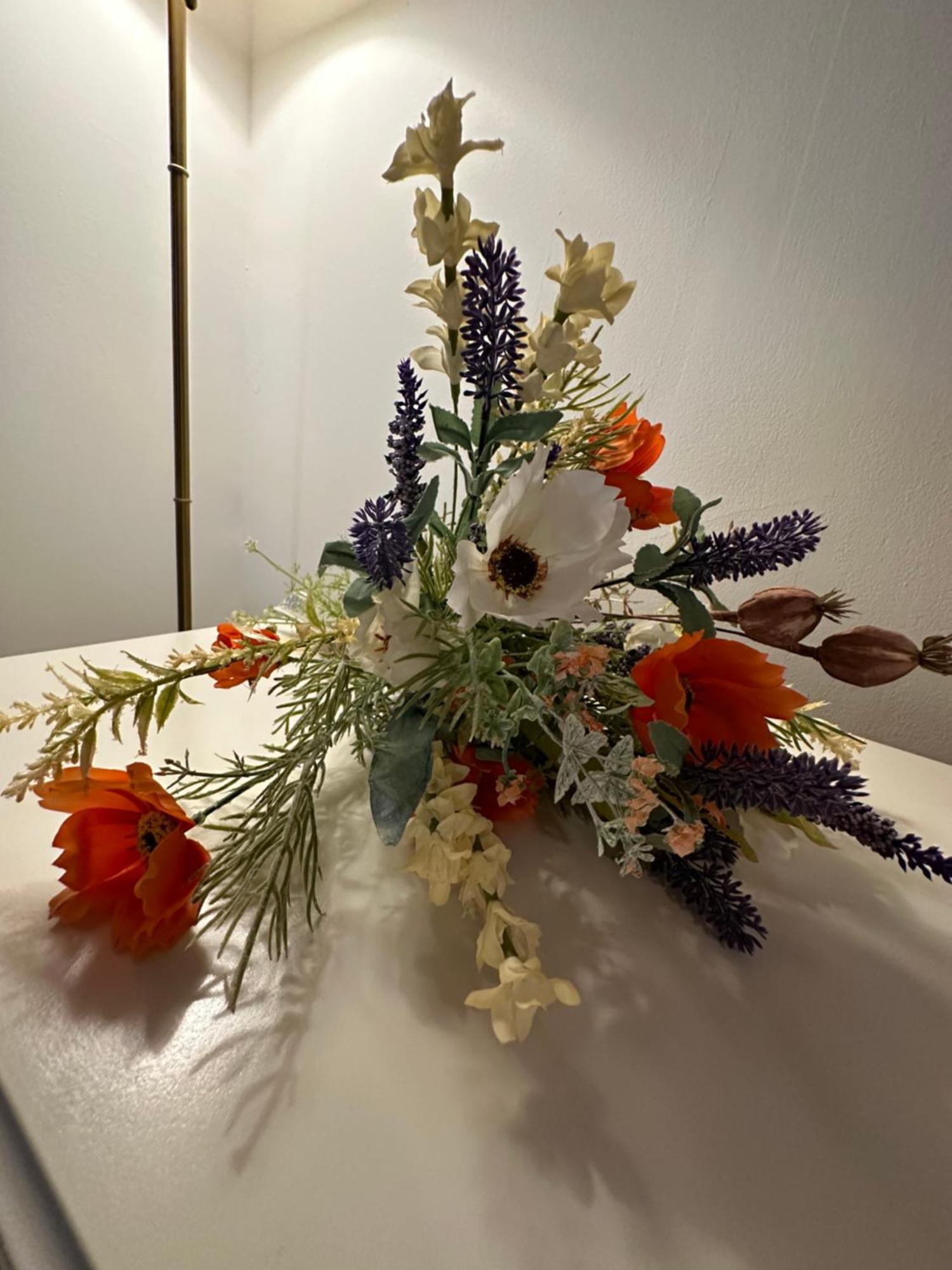 Flowers, A Cozy Suite In Mailand Exterior foto