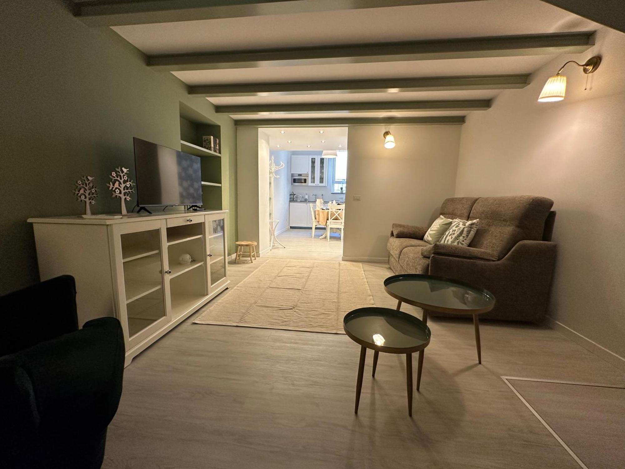 Flowers, A Cozy Suite In Mailand Exterior foto